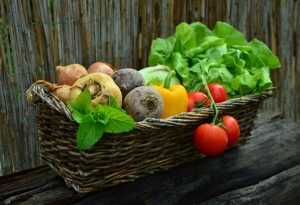 Ezekben a zöldségekben van a legtöbb B-vitamin: ezért érdemes gyakrabban fogyasztani őket Zöldséges kosár